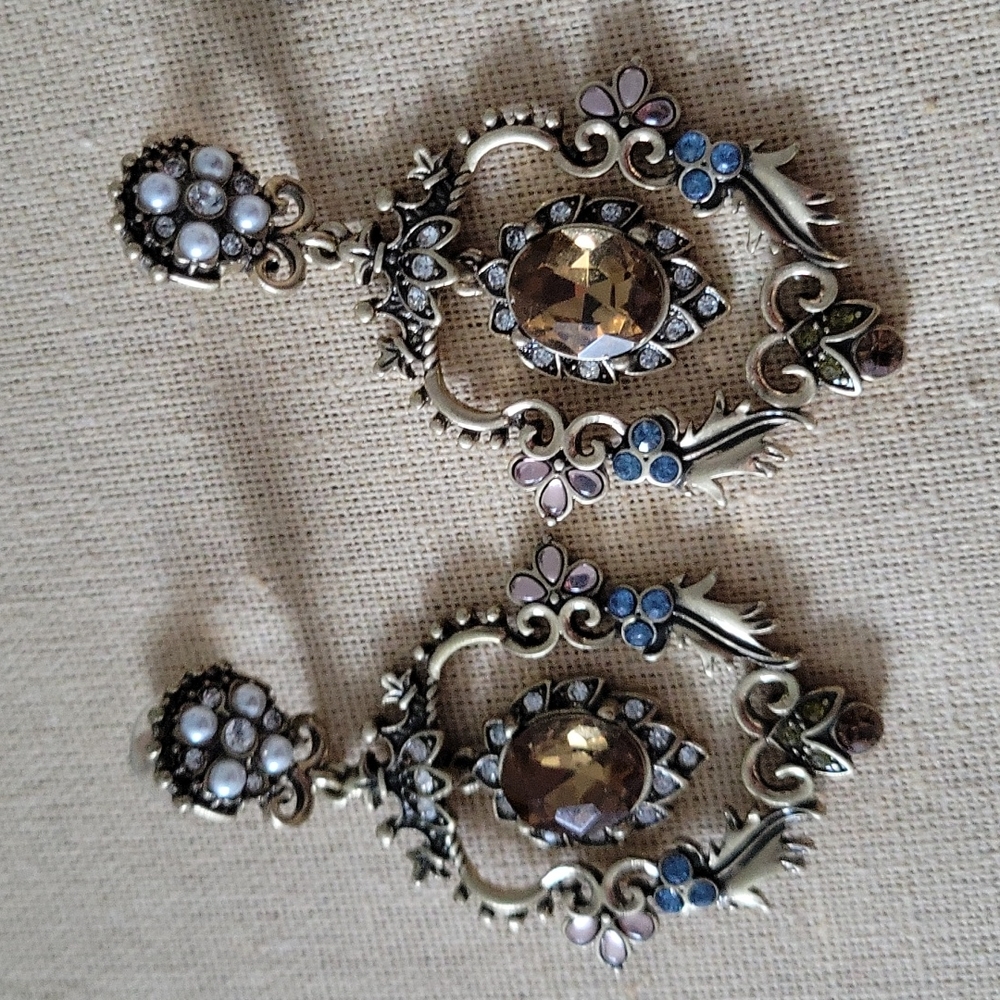 Chloe and Isabel Heritage Statement earrings